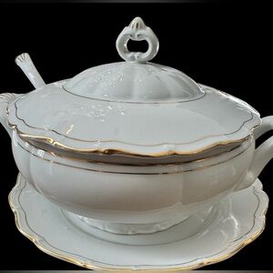 Vintage Gold Trim Soup Tureen - Made in Czechoslovakia | Luxury Tableware